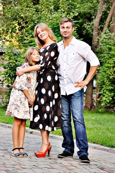 Елена Кравец родила двойню 2