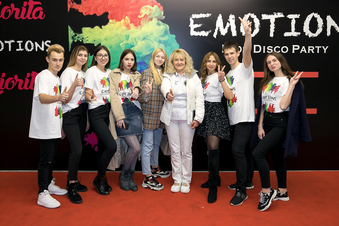 15 EMOTIONS 2609